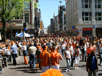 Cada vez llegan más turistas a Ámsterdam